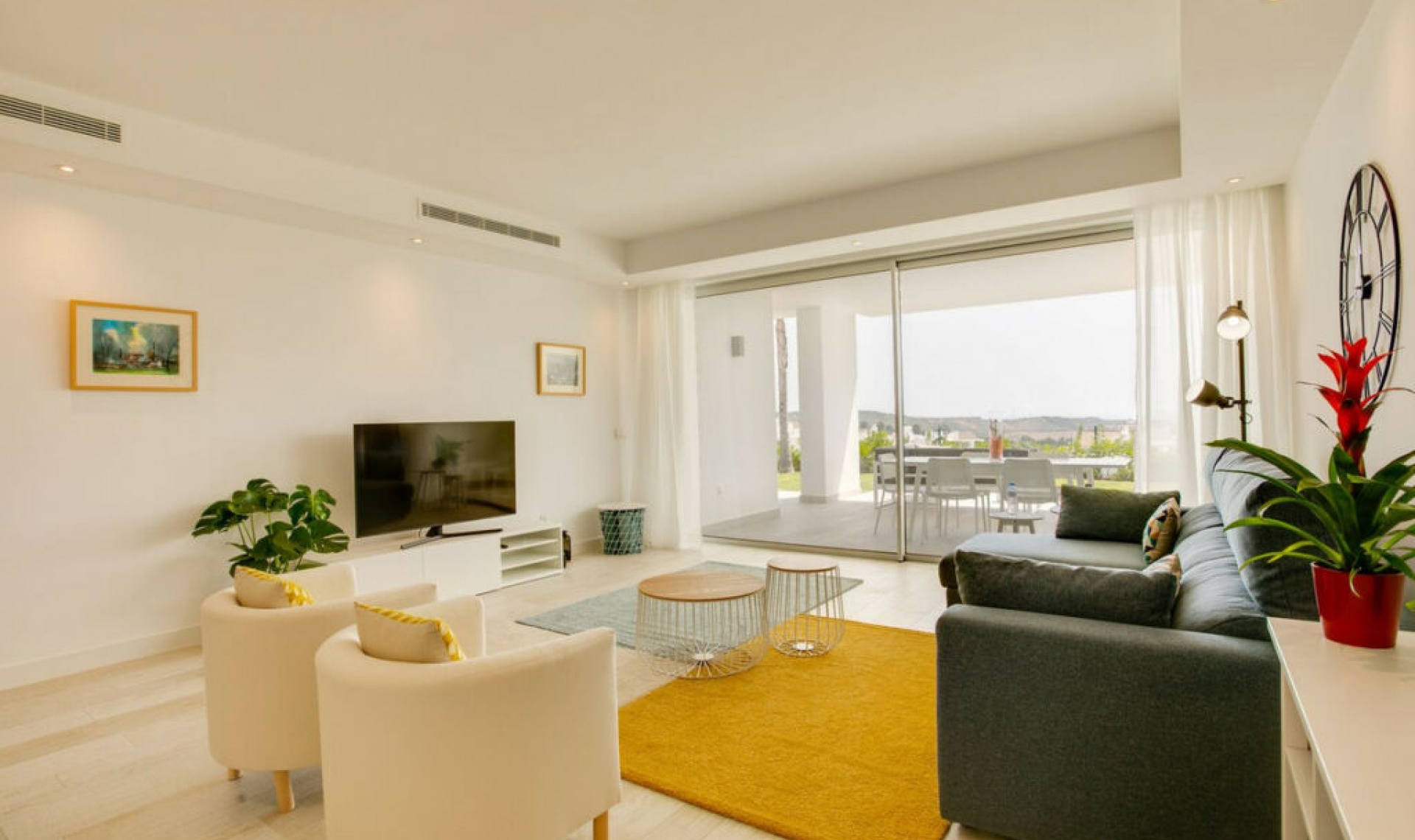 Resale - Apartment -
Casares