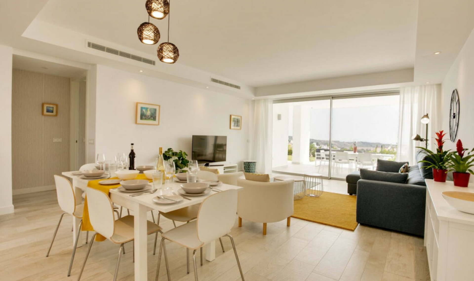Resale - Apartment -
Casares
