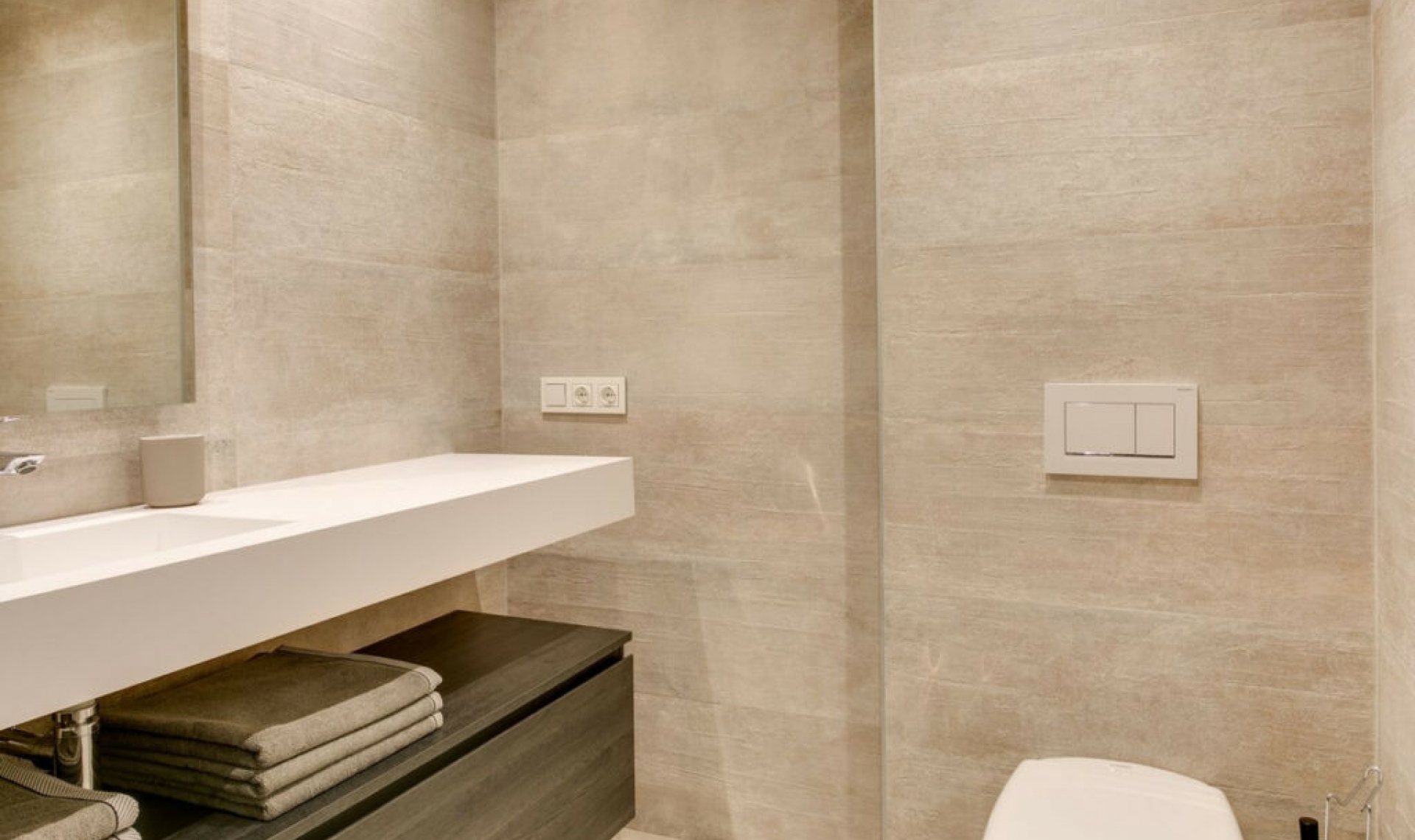 Resale - Apartment -
Casares