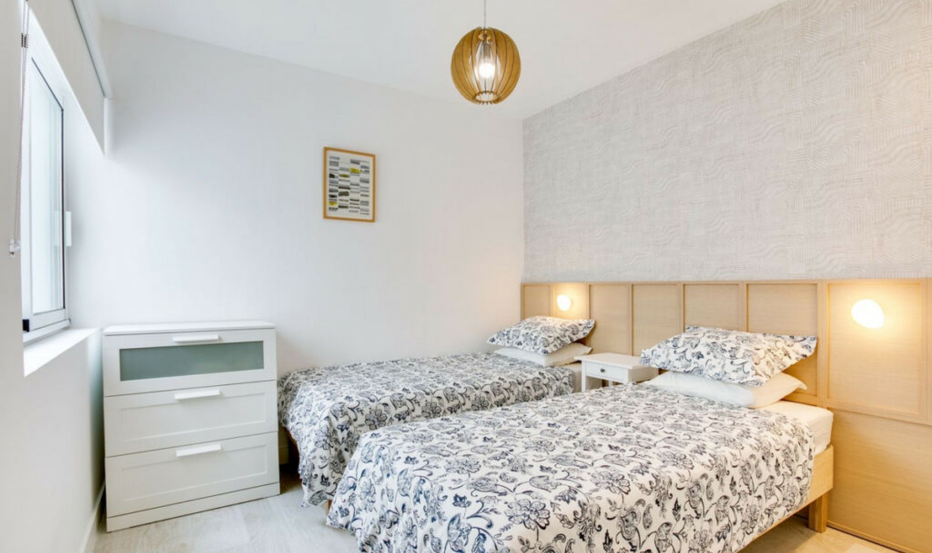 Resale - Apartment -
Casares