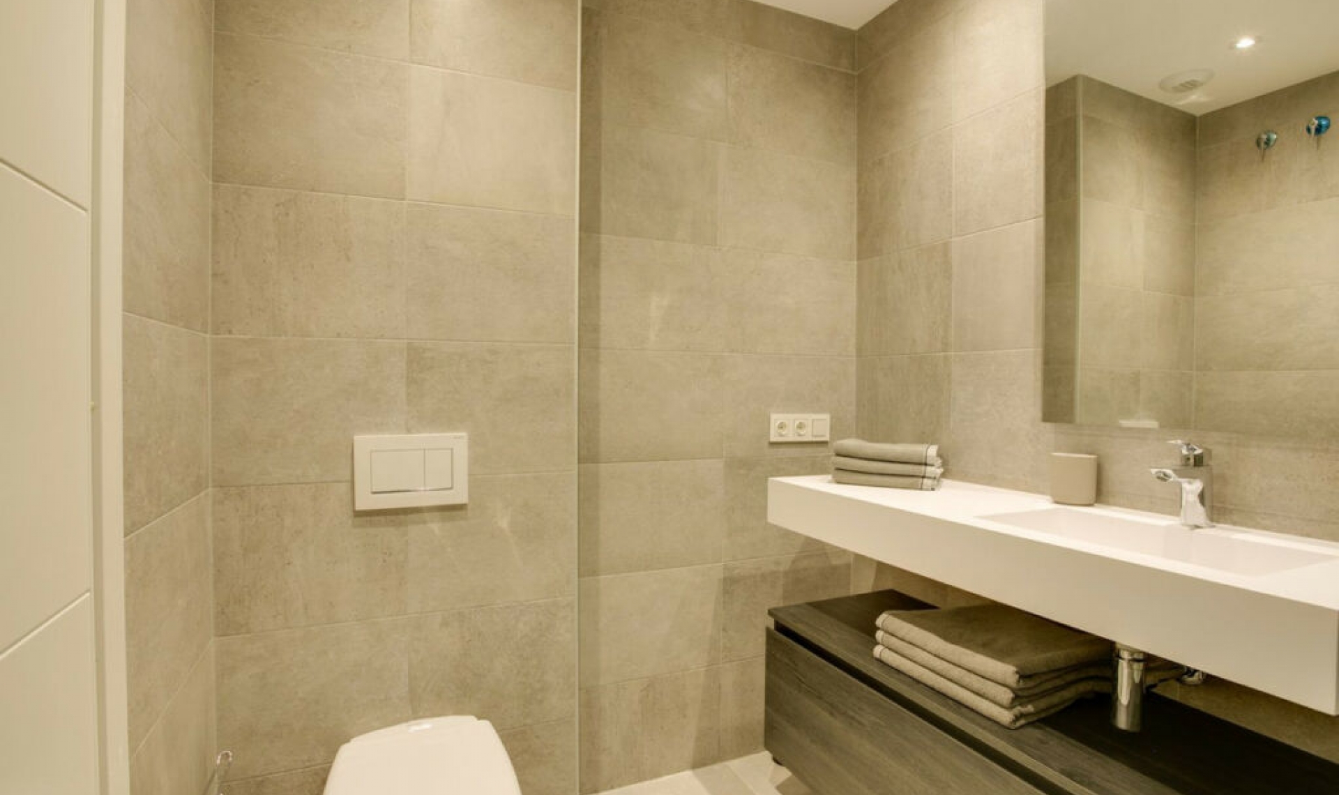 Resale - Apartment -
Casares