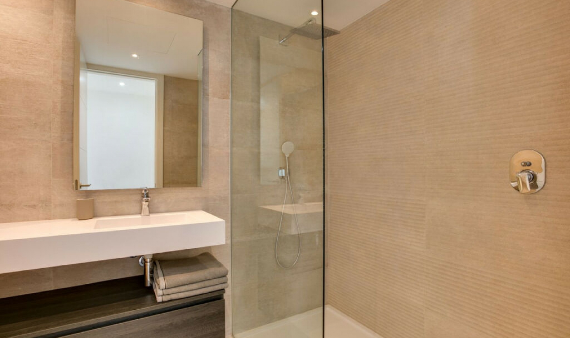 Resale - Apartment -
Casares