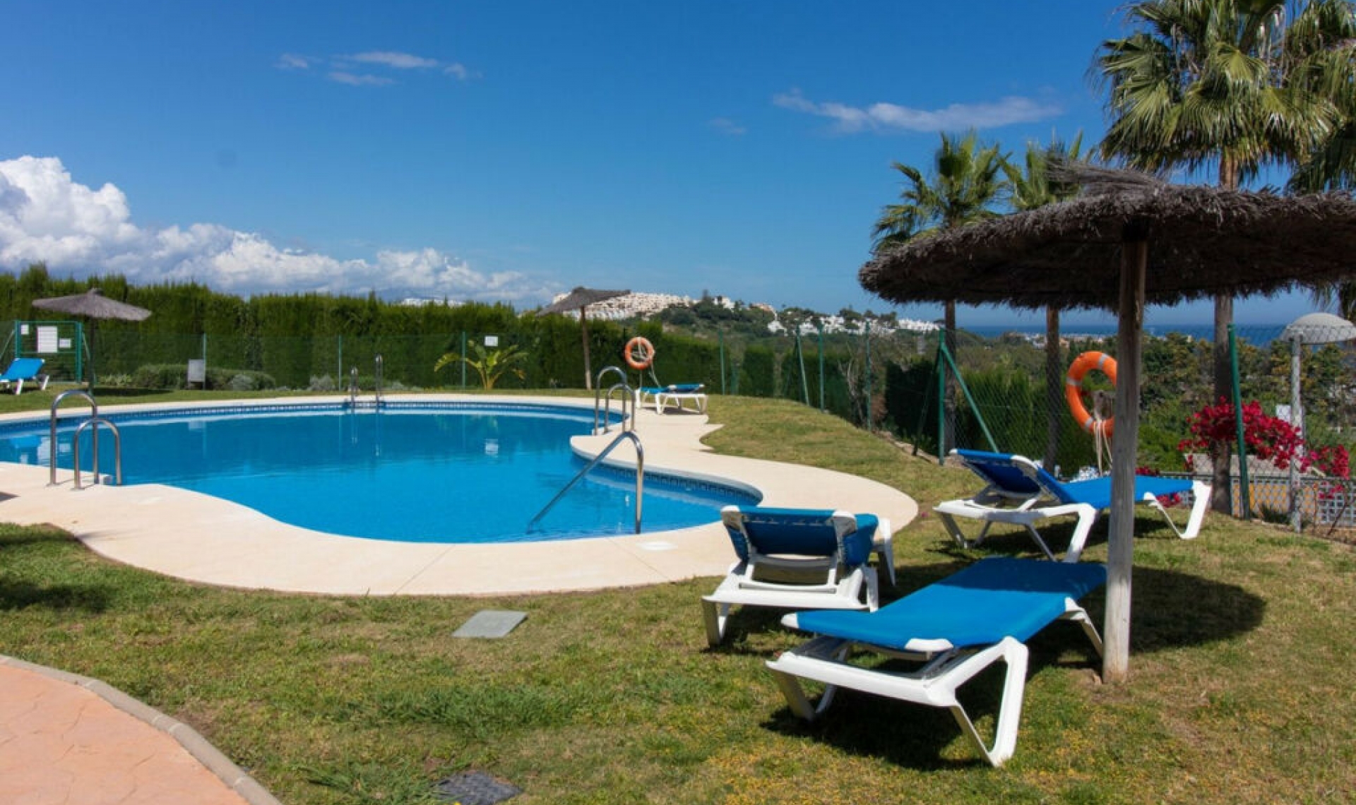 Resale - Apartment -
Casares