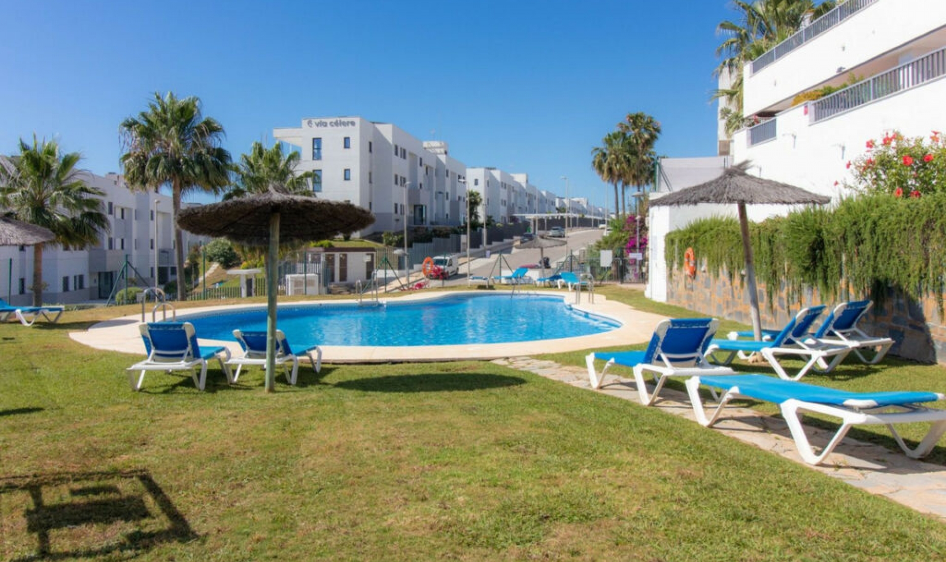 Resale - Apartment -
Casares
