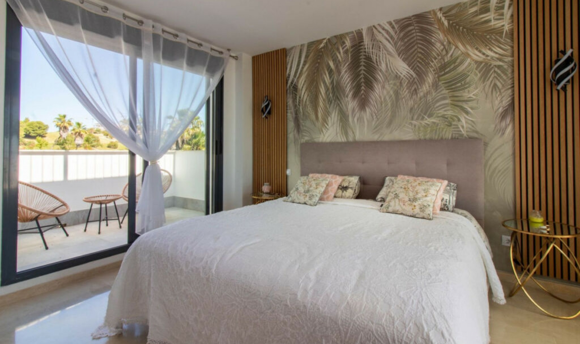 Resale - Apartment -
Casares