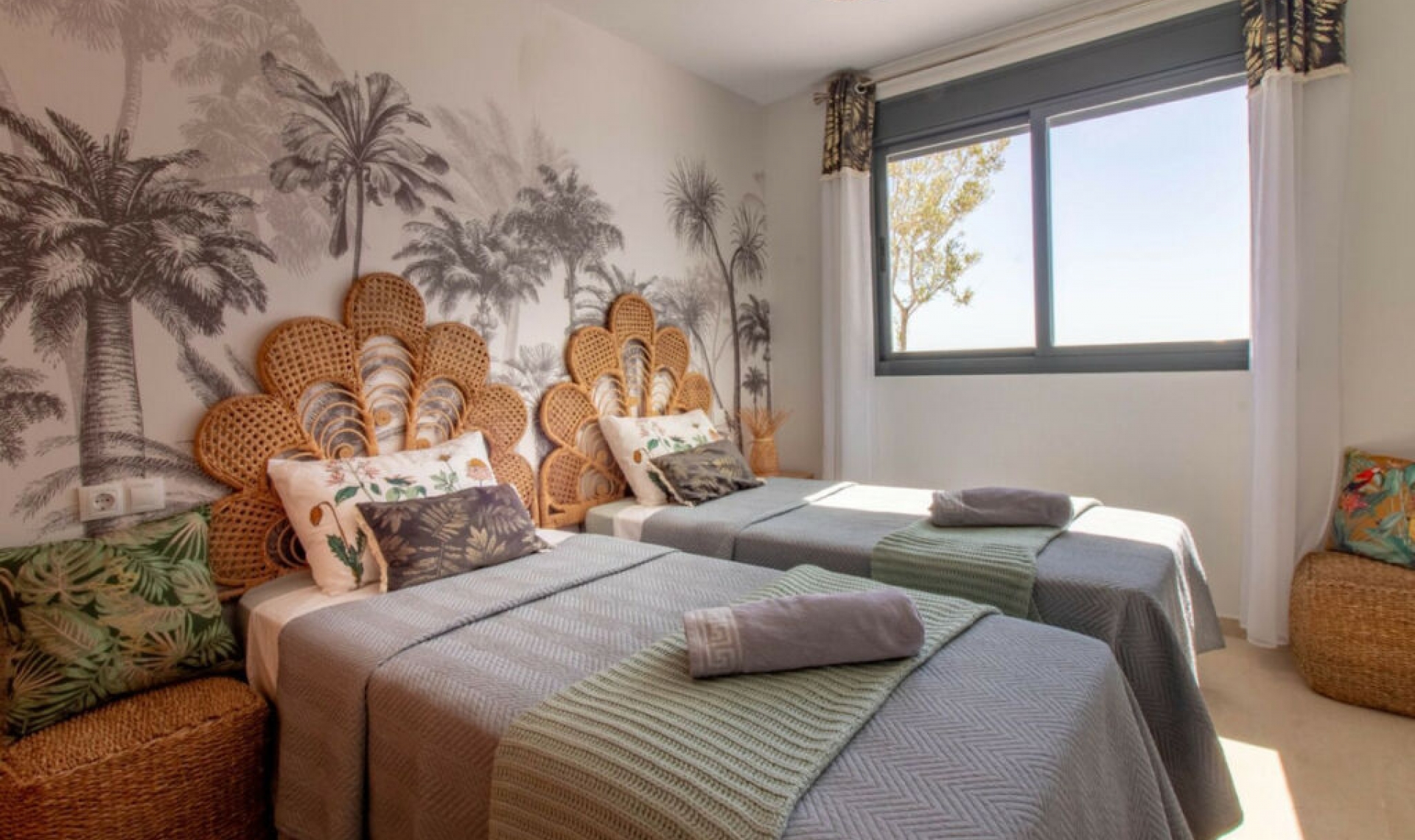 Resale - Apartment -
Casares