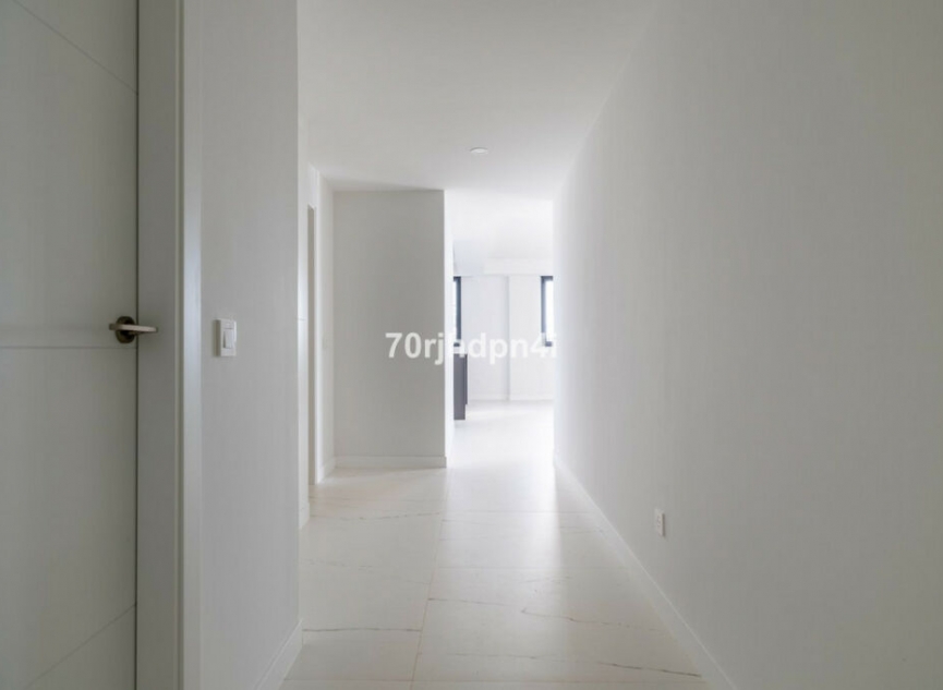 Resale - Apartment -
Casares