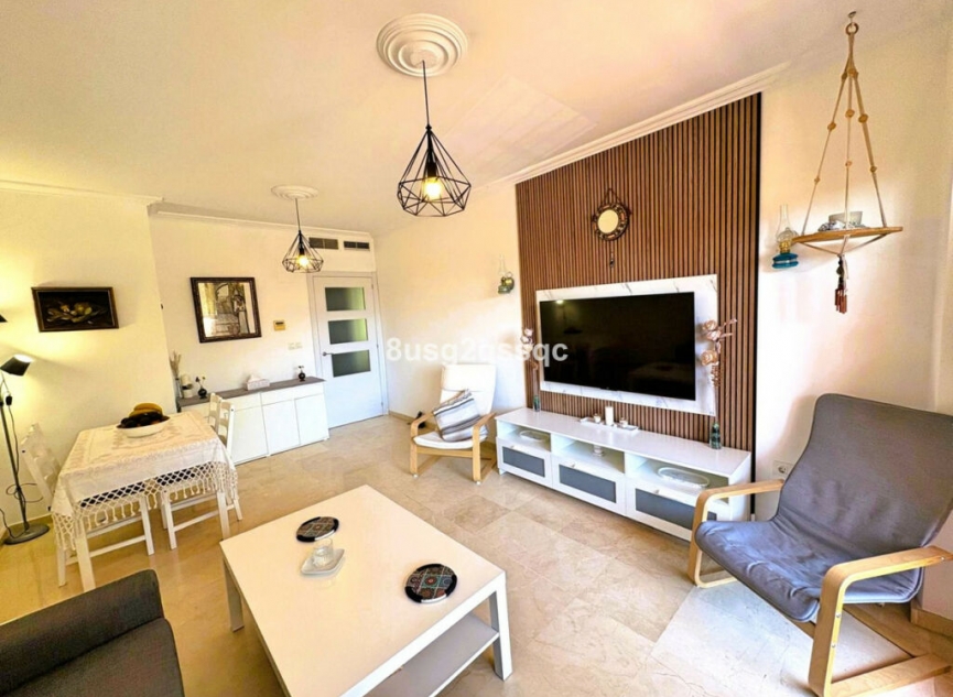 Resale - Apartment -
Casares