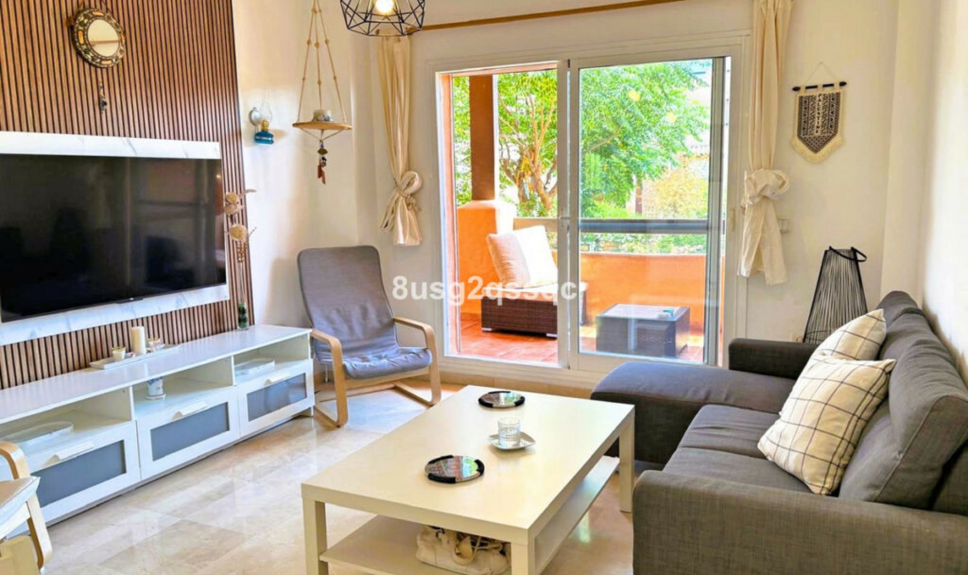 Resale - Apartment -
Casares