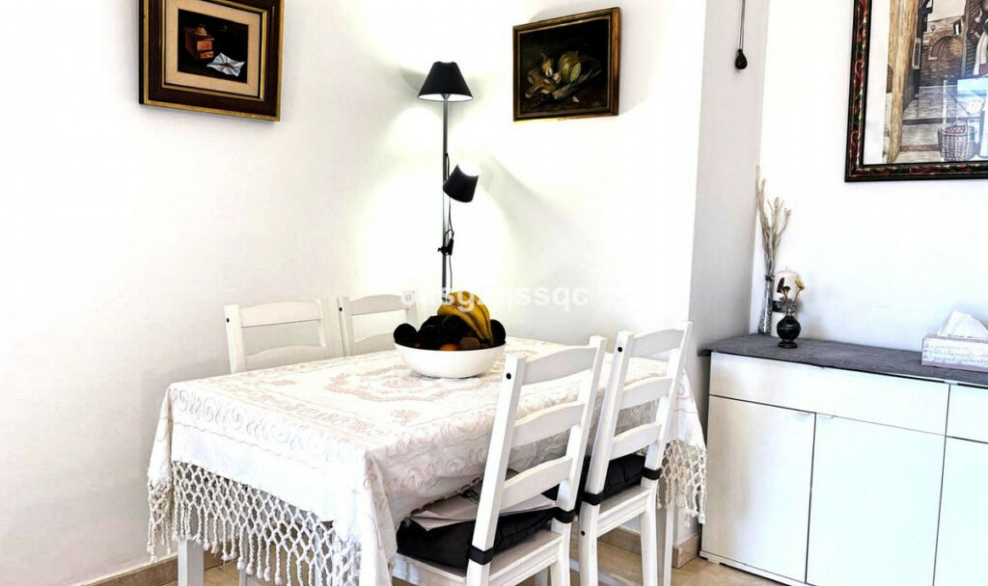 Resale - Apartment -
Casares