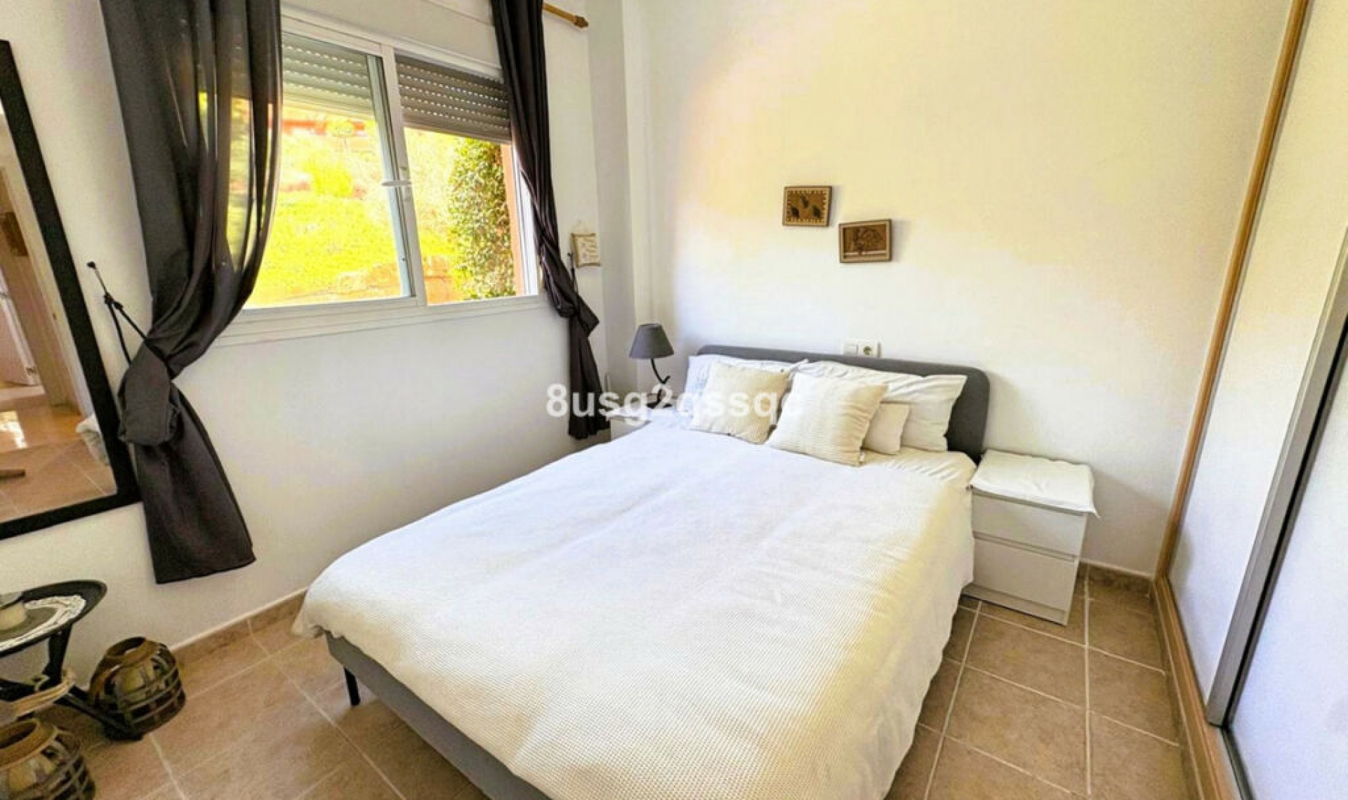 Resale - Apartment -
Casares