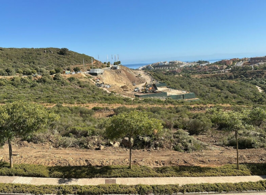 Resale - Apartment -
Casares