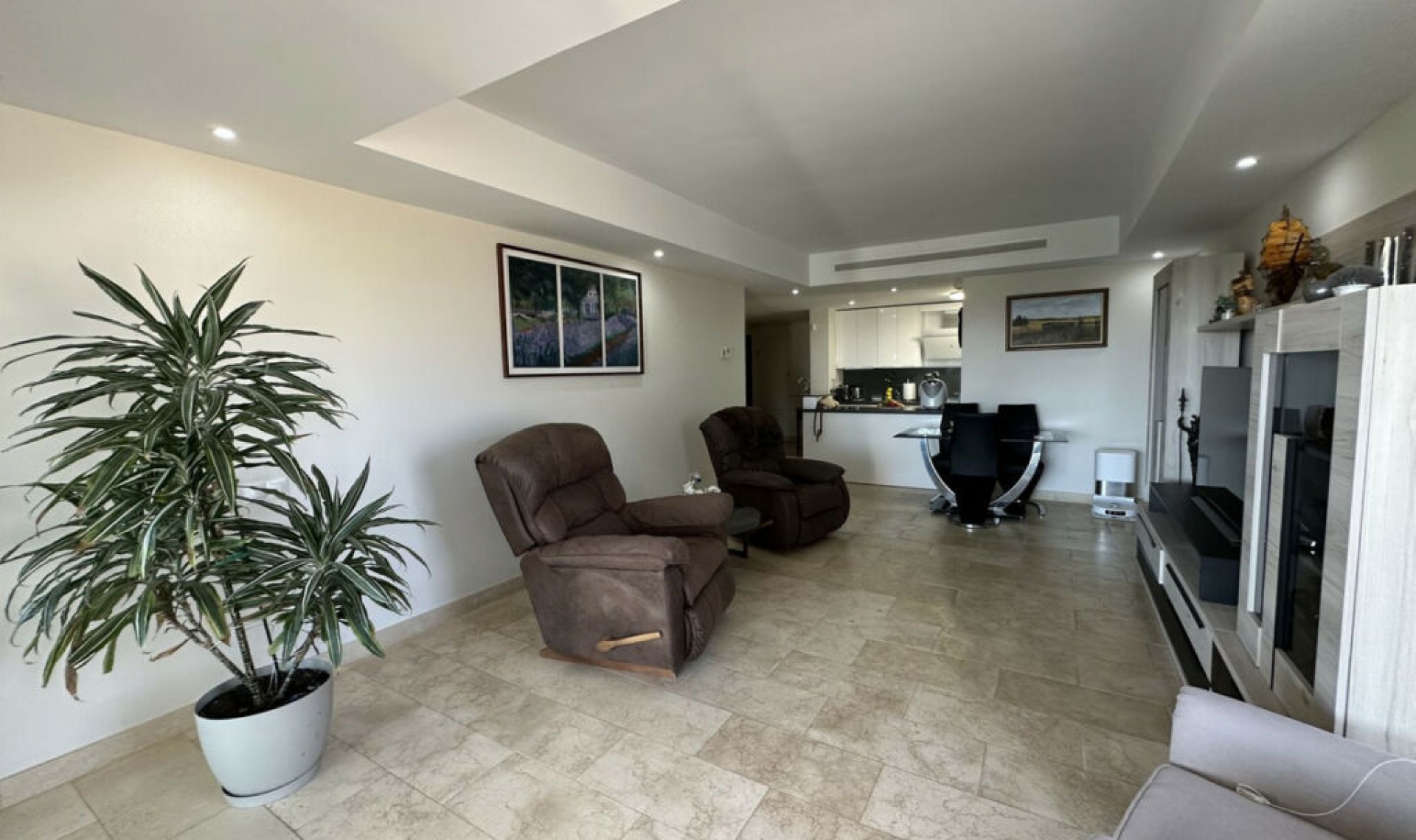 Resale - Apartment -
Casares