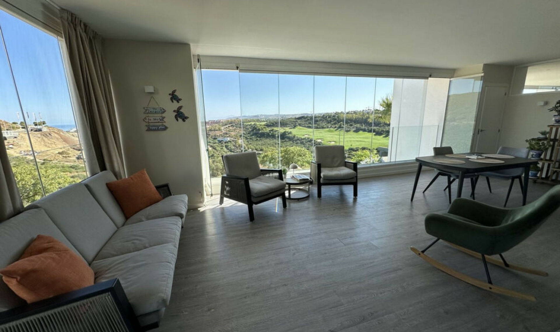 Resale - Apartment -
Casares