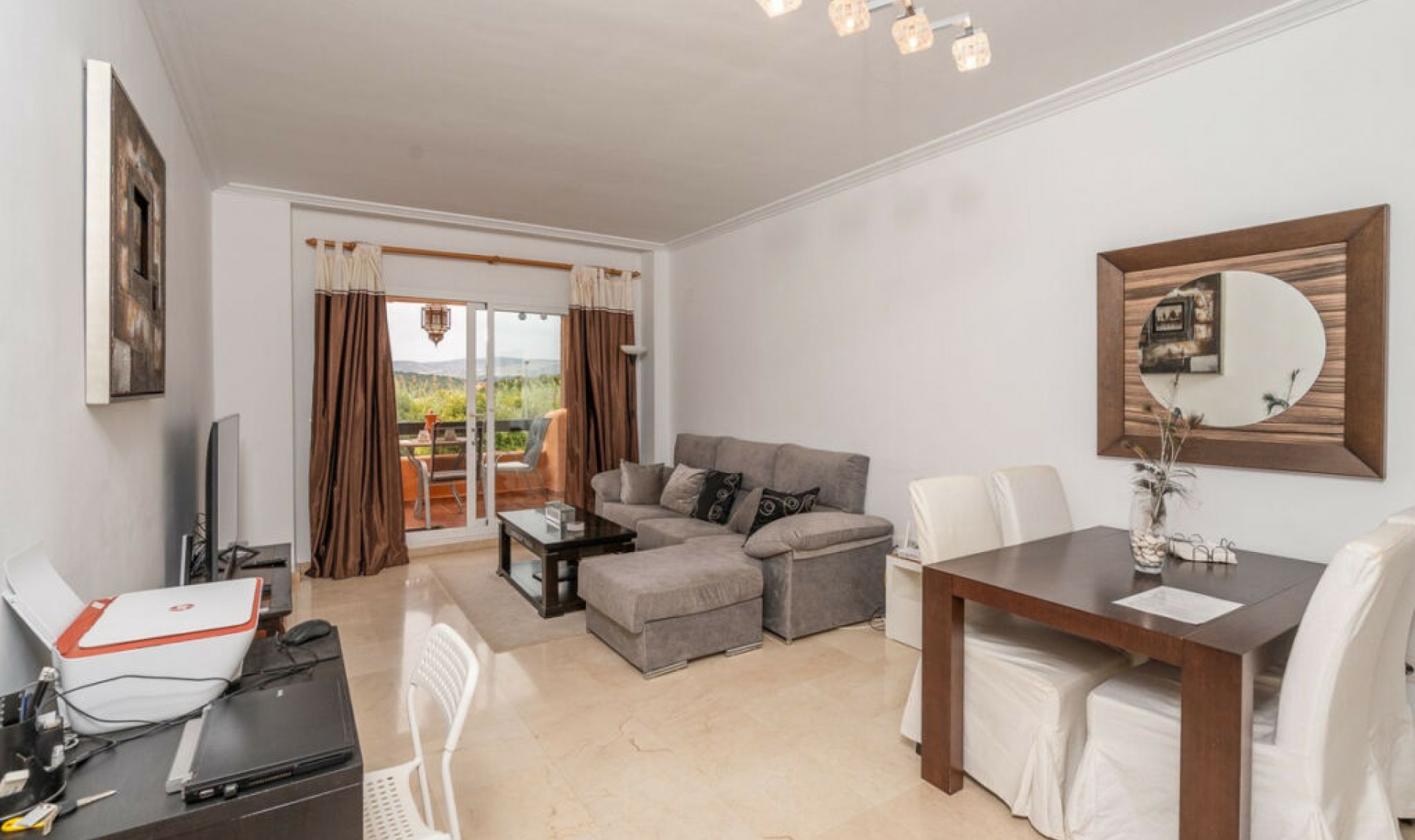 Resale - Apartment -
Casares