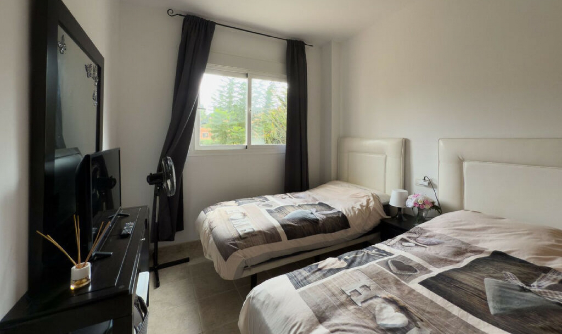 Resale - Apartment -
Casares