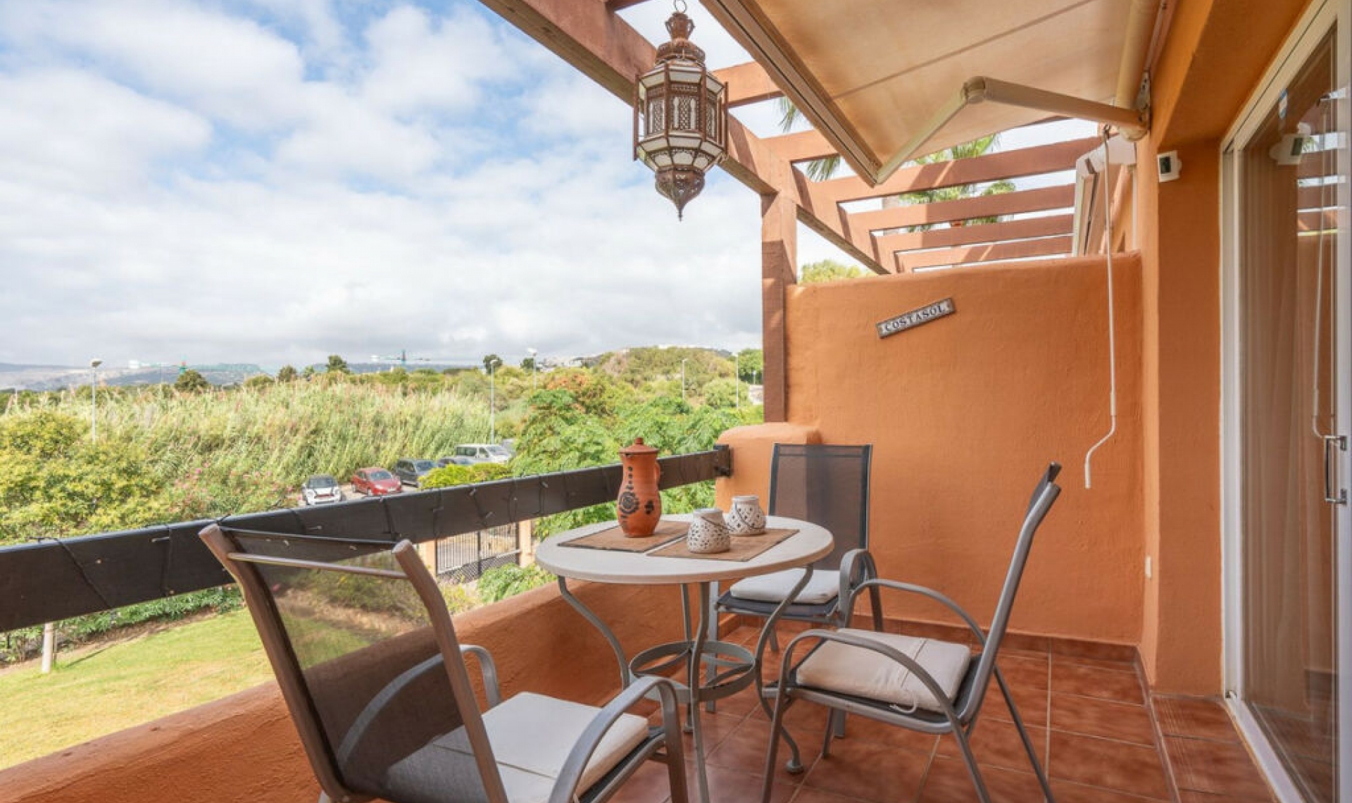 Resale - Apartment -
Casares