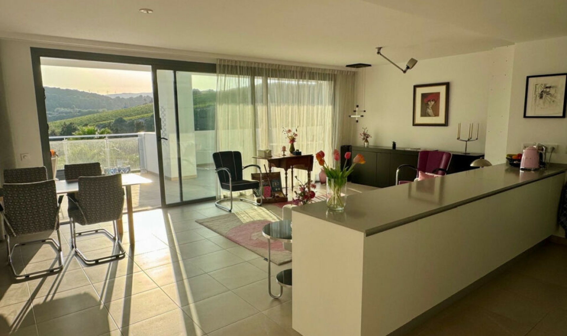 Resale - Apartment -
Casares