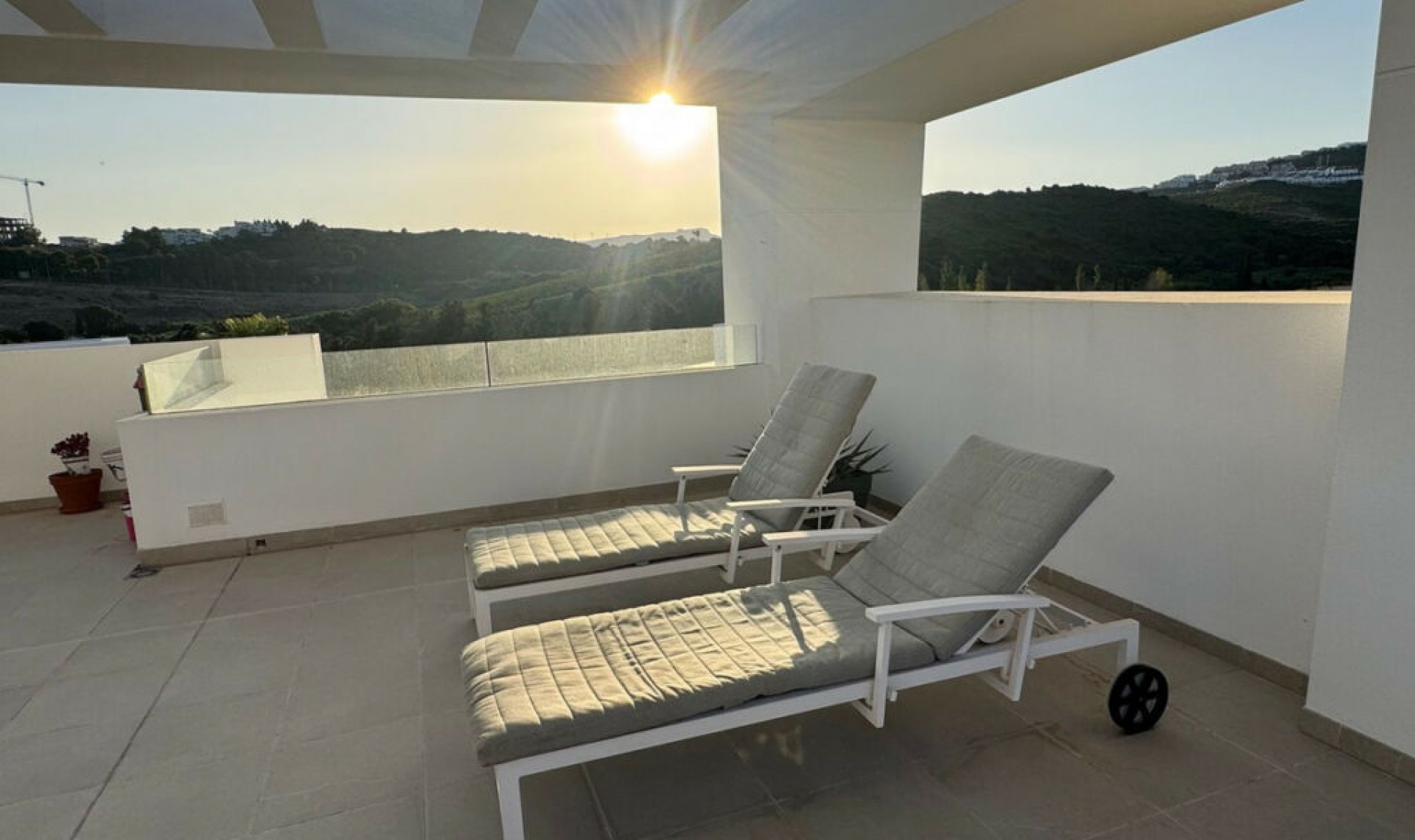 Resale - Apartment -
Casares