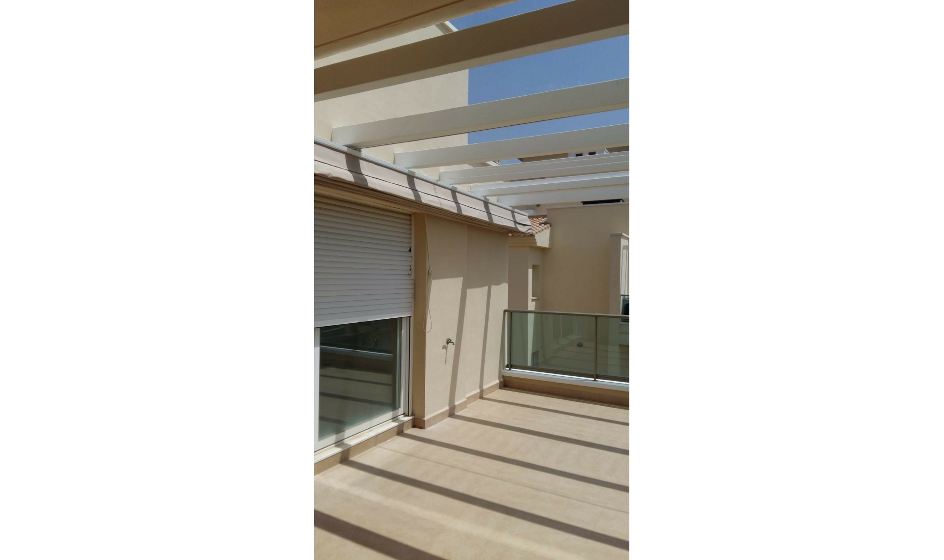 Resale - Apartment -
Cerros del Aguila