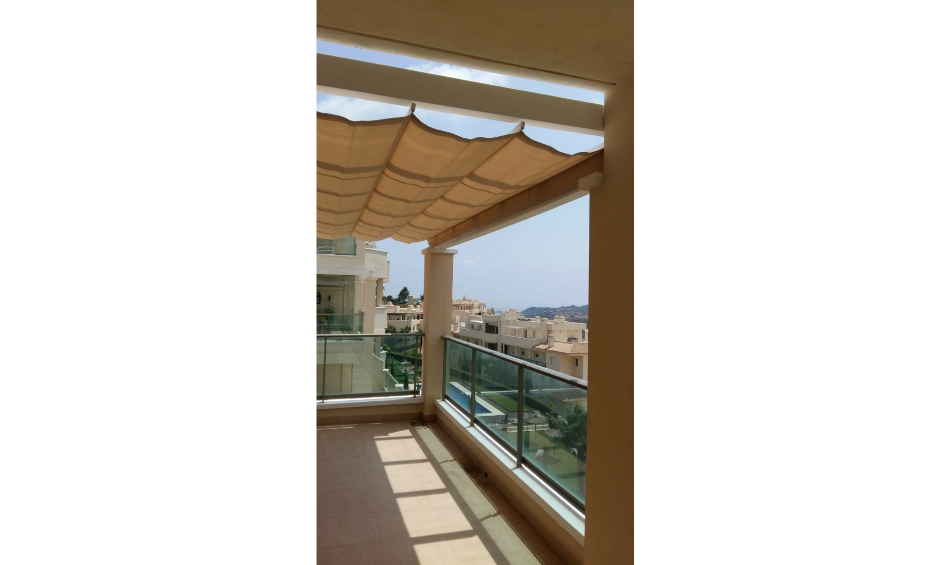 Resale - Apartment -
Cerros del Aguila