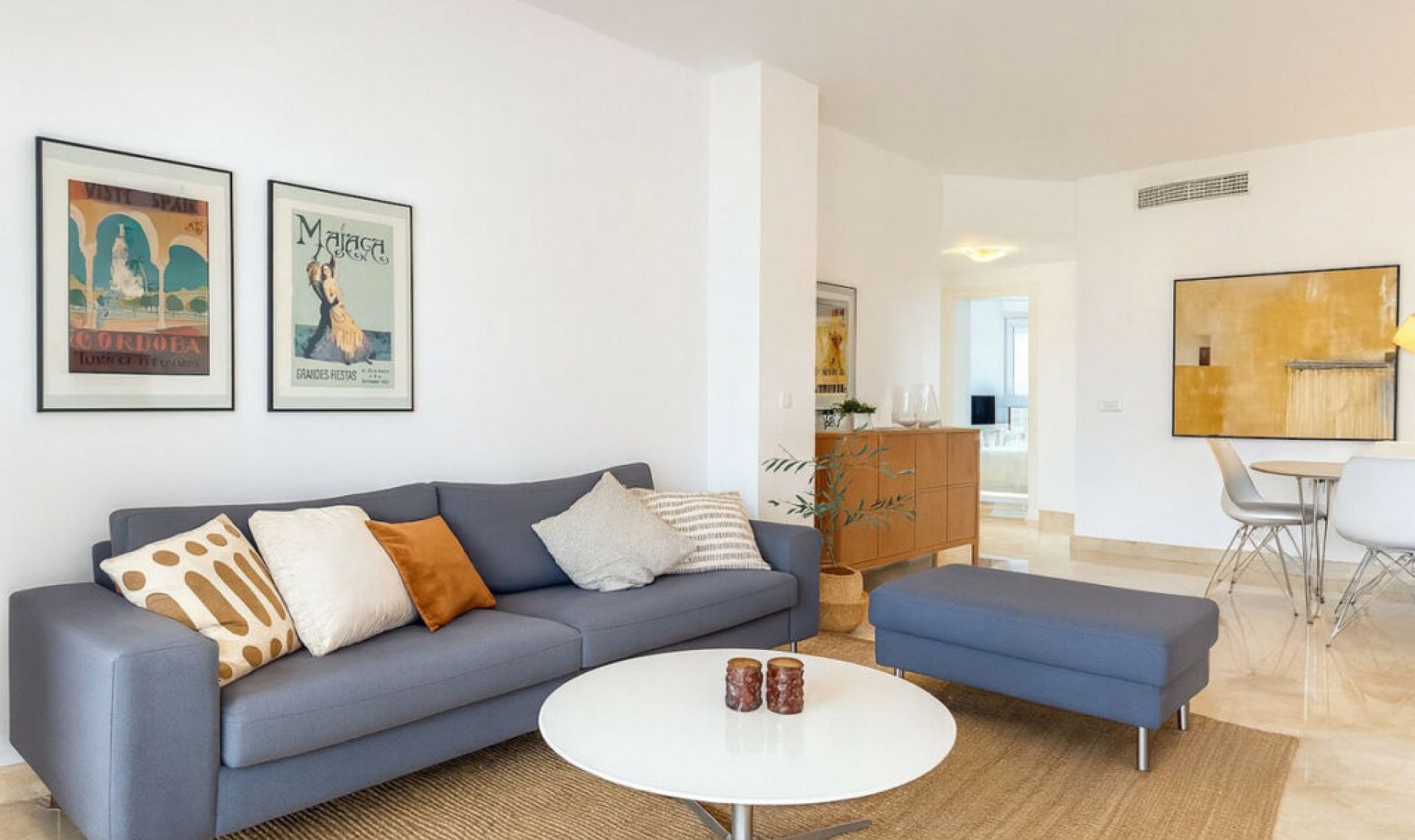 Resale - Apartment -
Cerros del Aguila