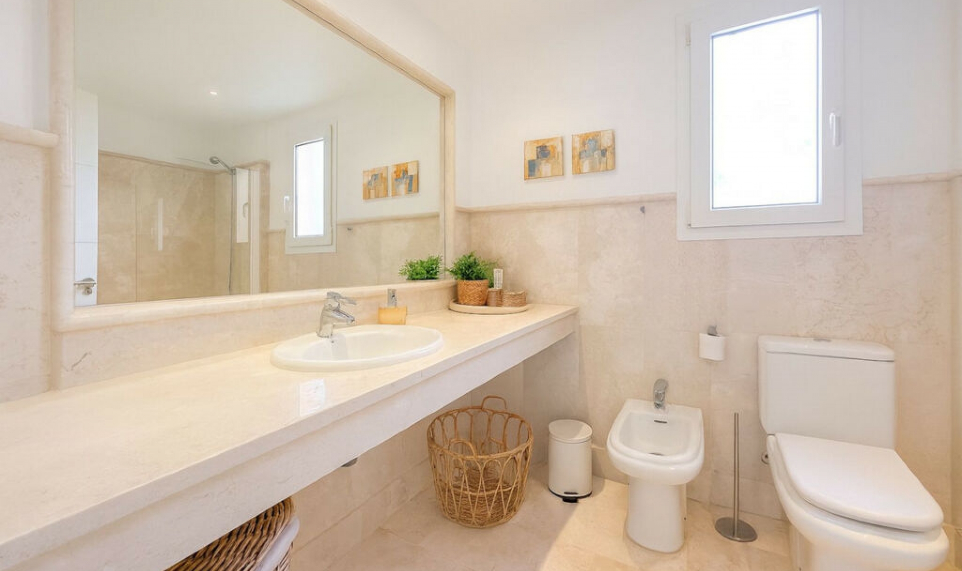 Resale - Apartment -
Cerros del Aguila