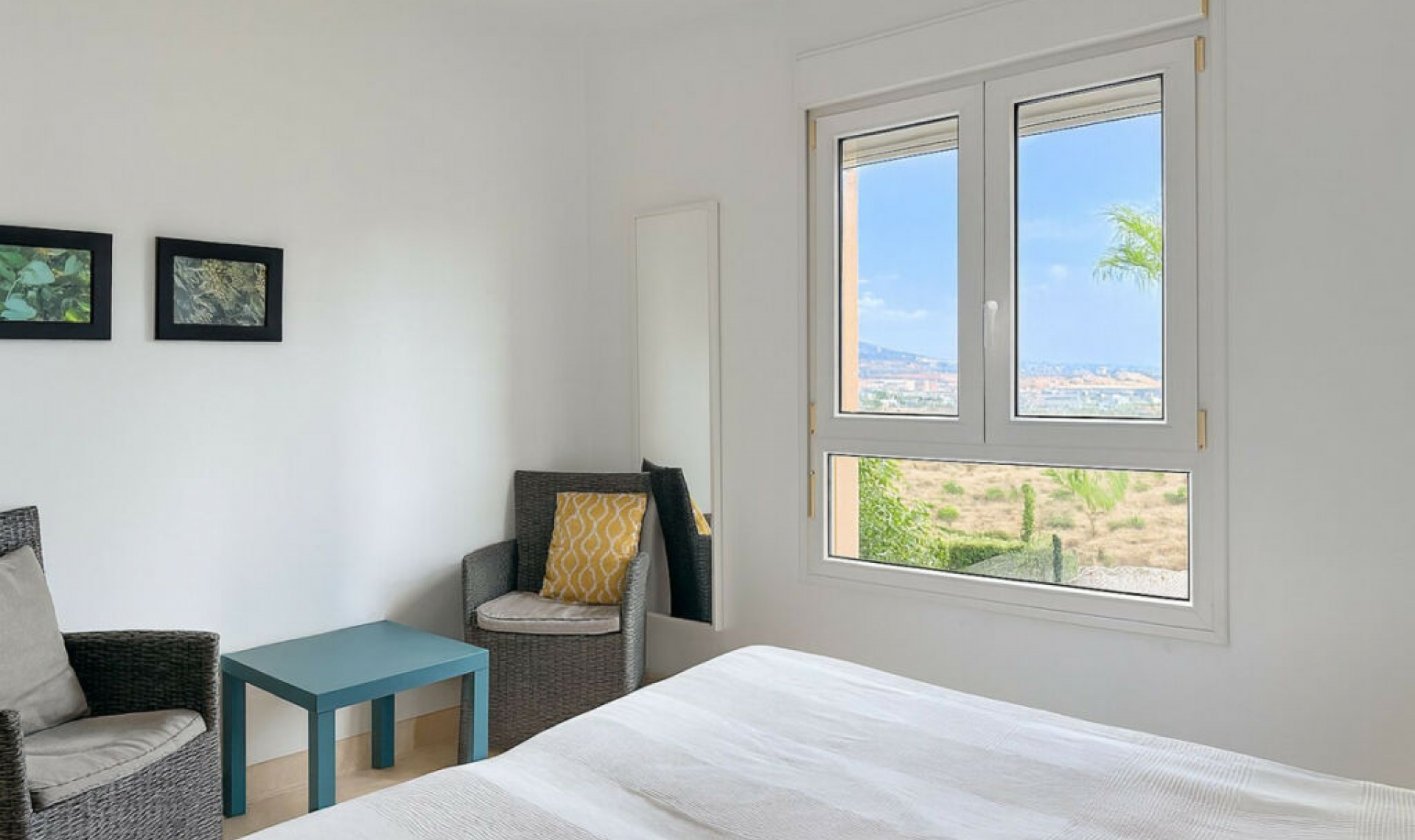 Resale - Apartment -
Cerros del Aguila