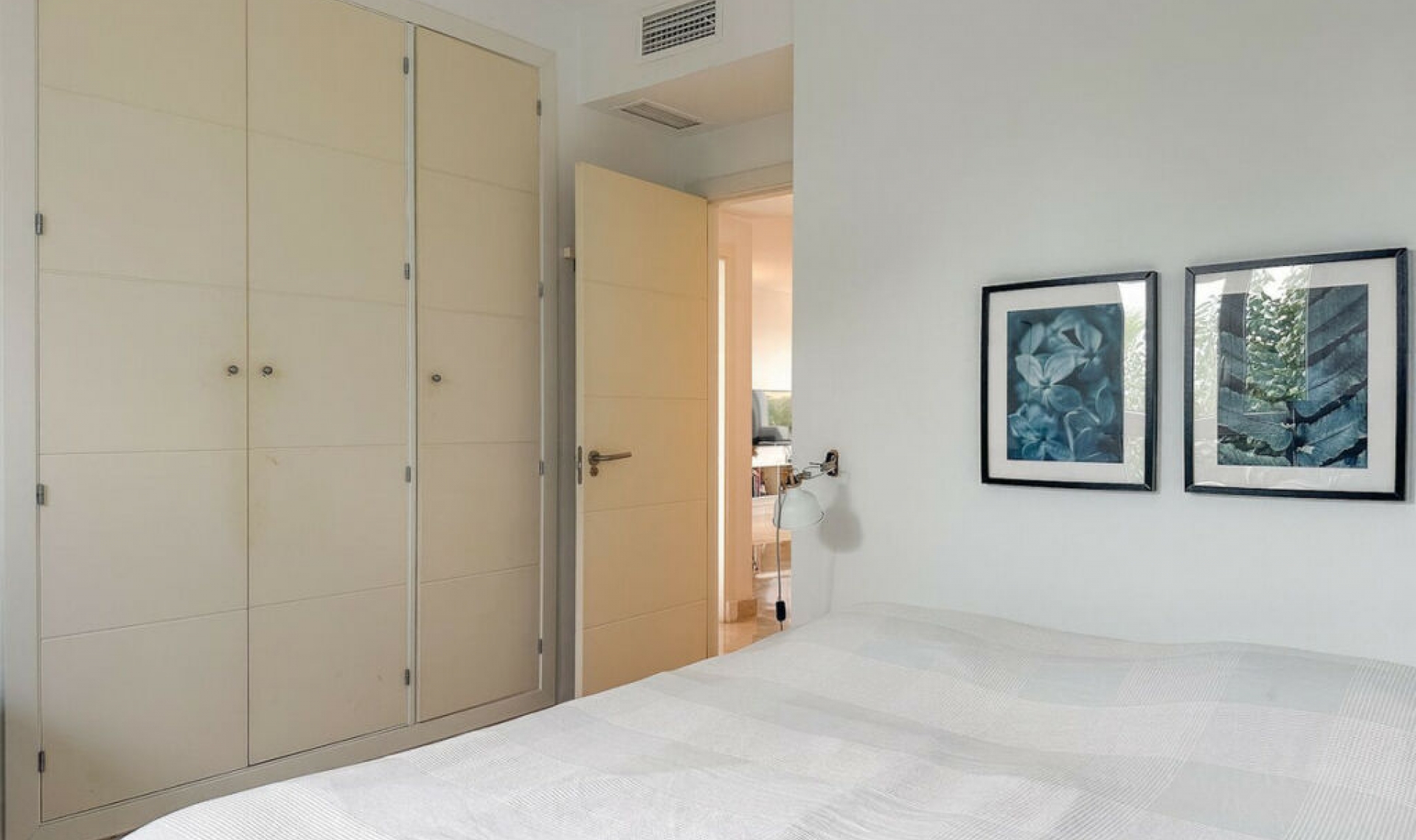 Resale - Apartment -
Cerros del Aguila