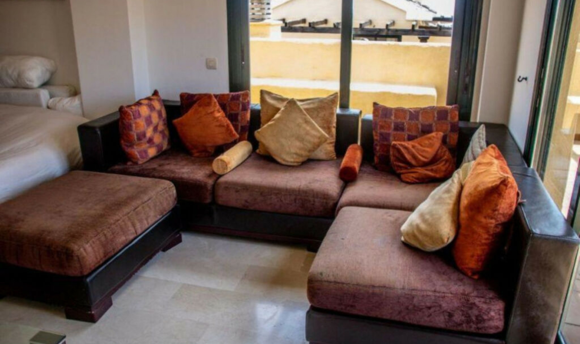 Resale - Apartment -
Costalita