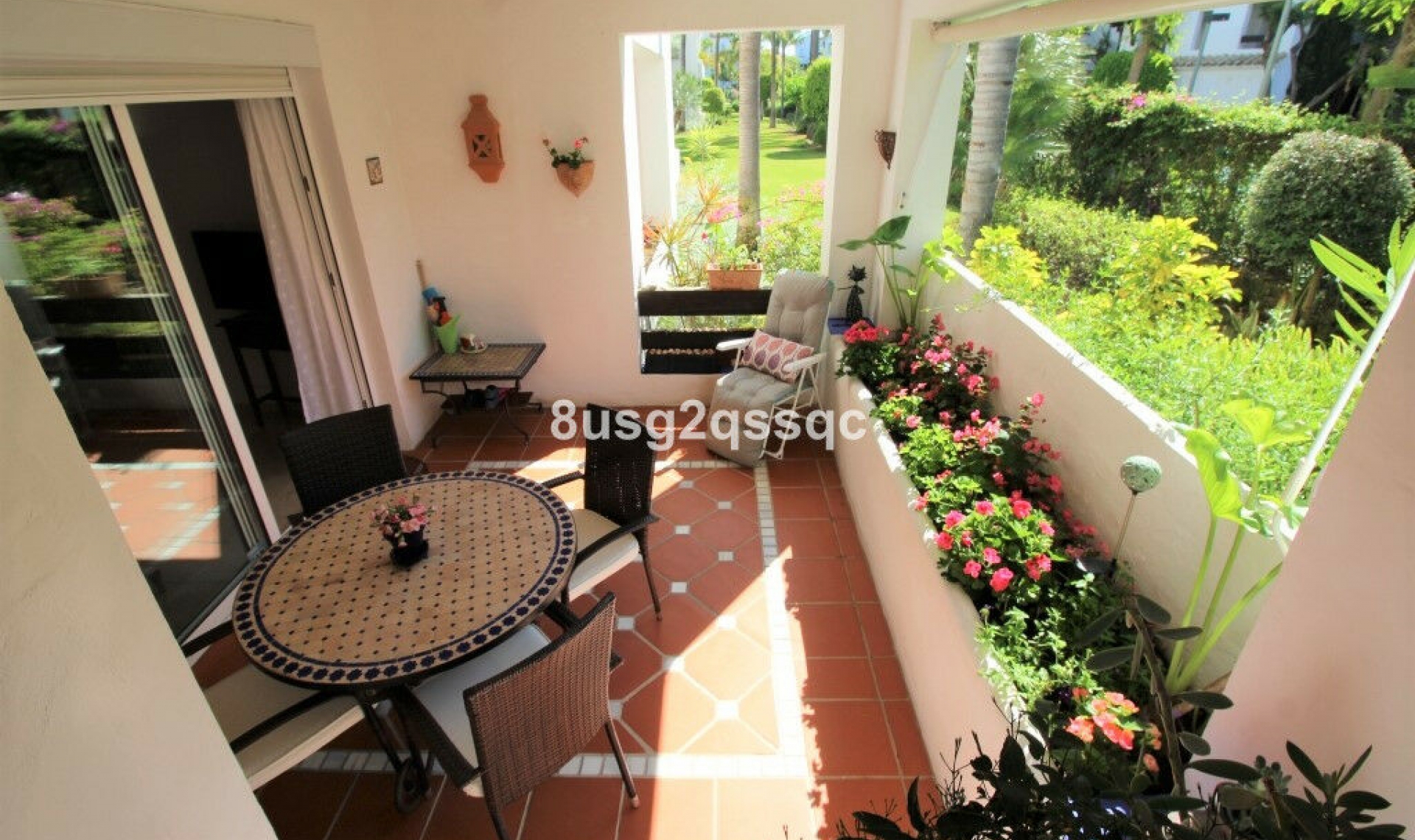 Resale - Apartment -
Costalita