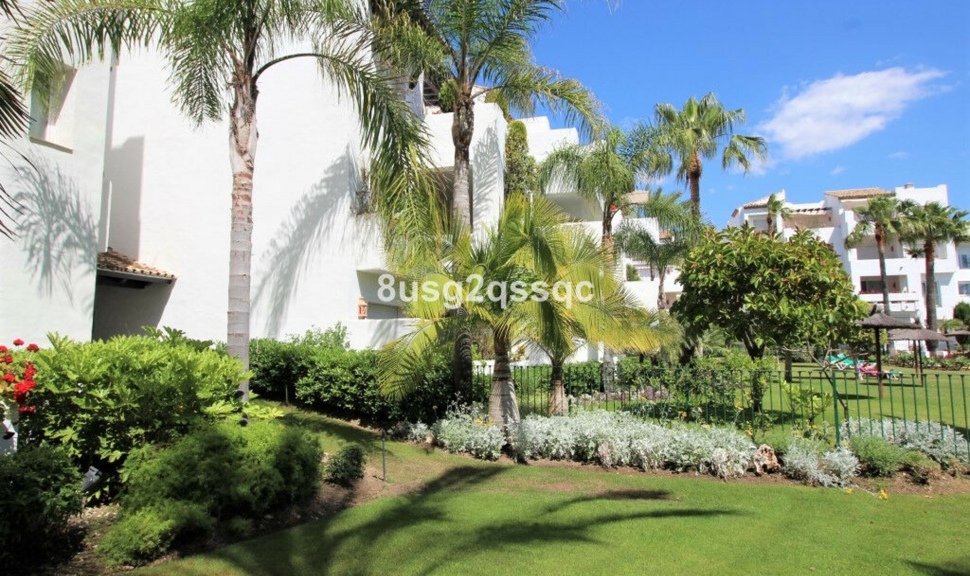 Resale - Apartment -
Costalita