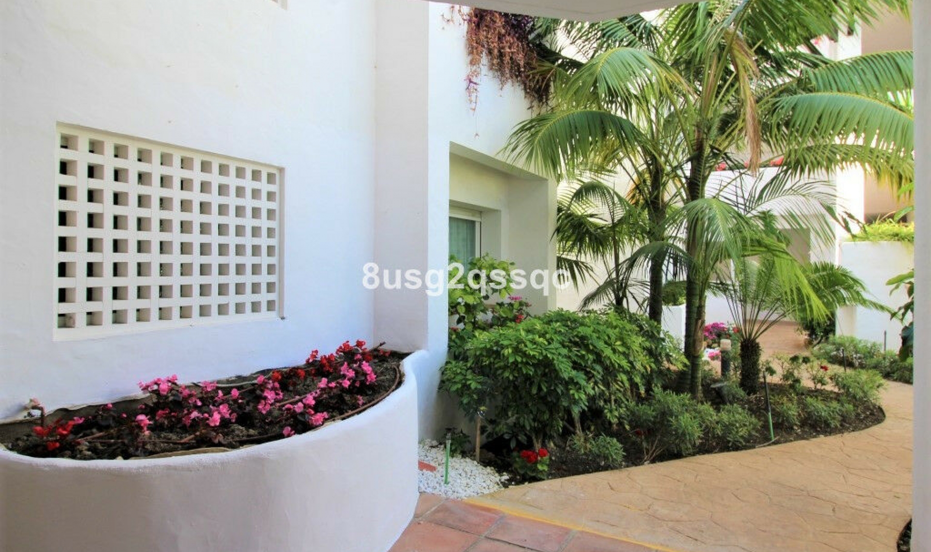 Resale - Apartment -
Costalita