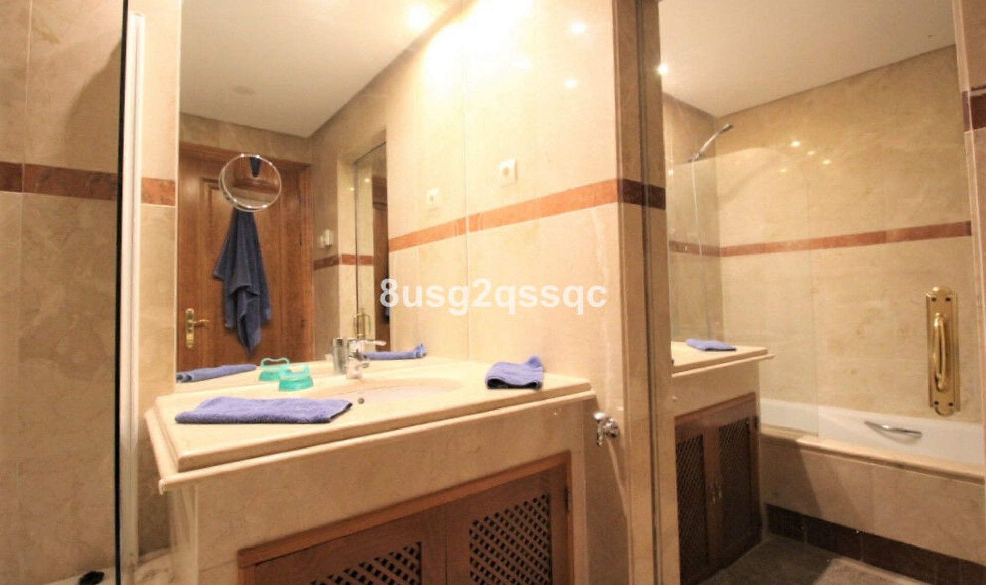 Resale - Apartment -
Costalita