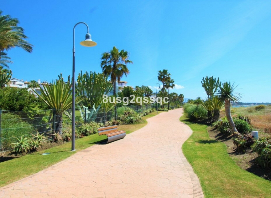 Resale - Apartment -
Costalita