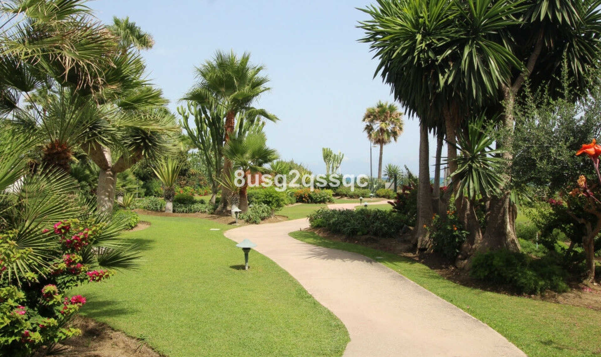 Resale - Apartment -
Costalita