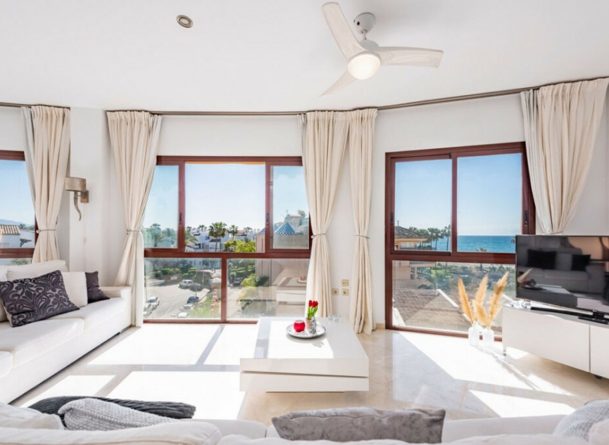 Resale - Apartment -
Costalita