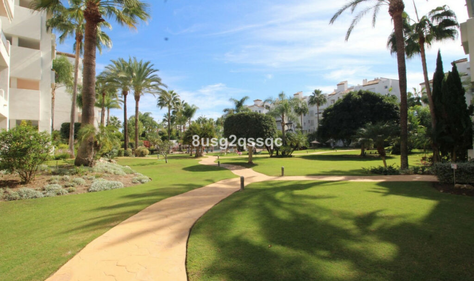 Resale - Apartment -
Costalita