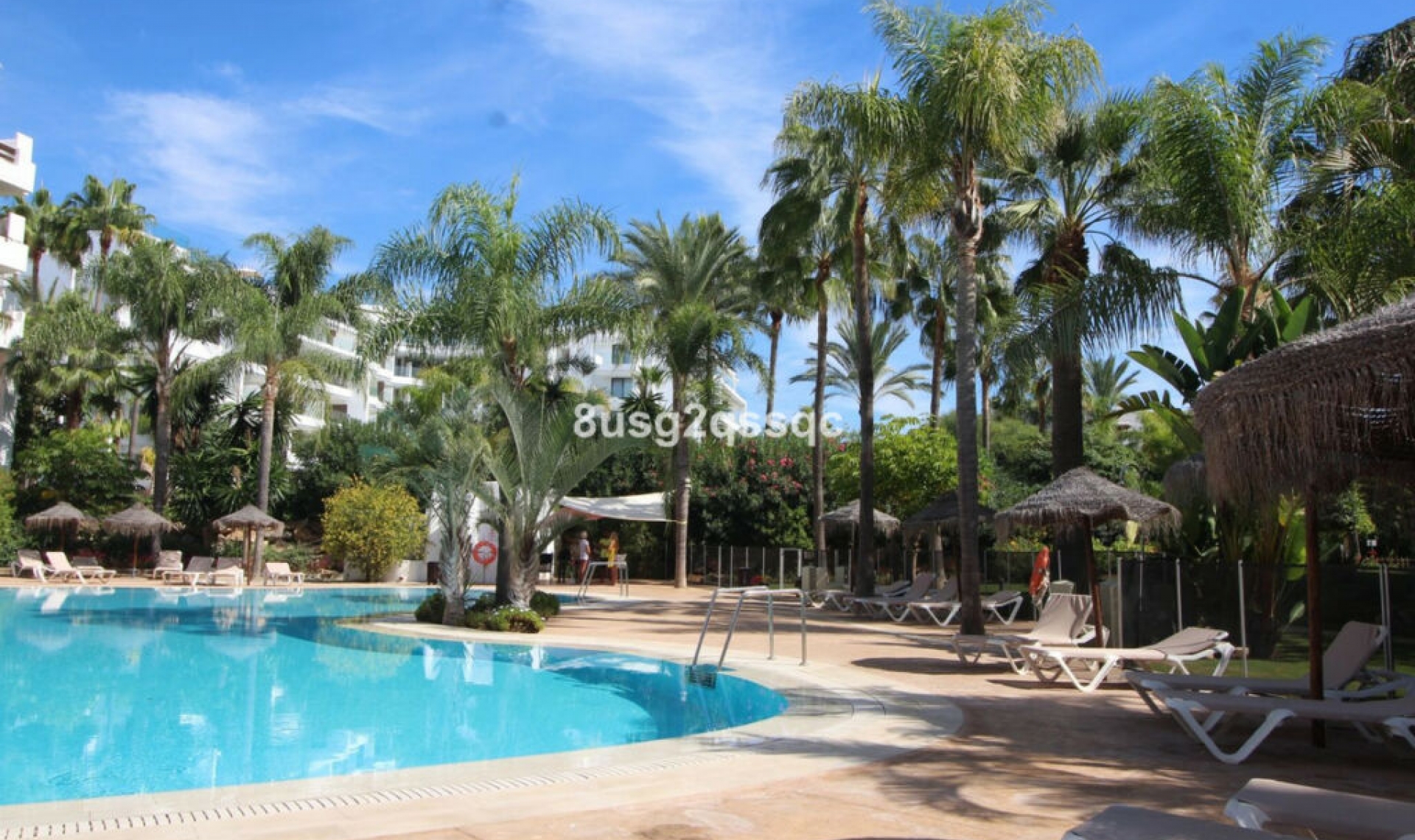 Resale - Apartment -
Costalita