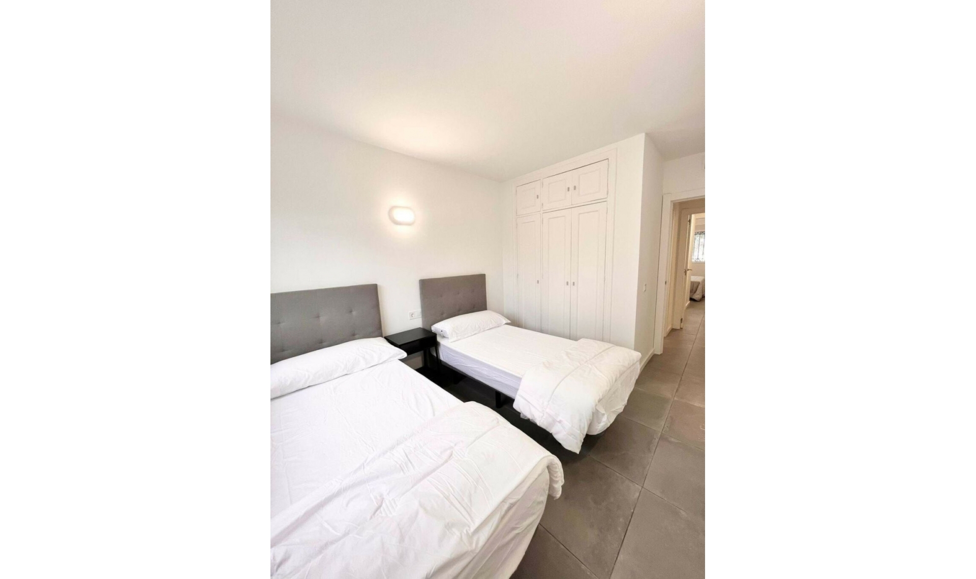 Resale - Apartment -
Costalita