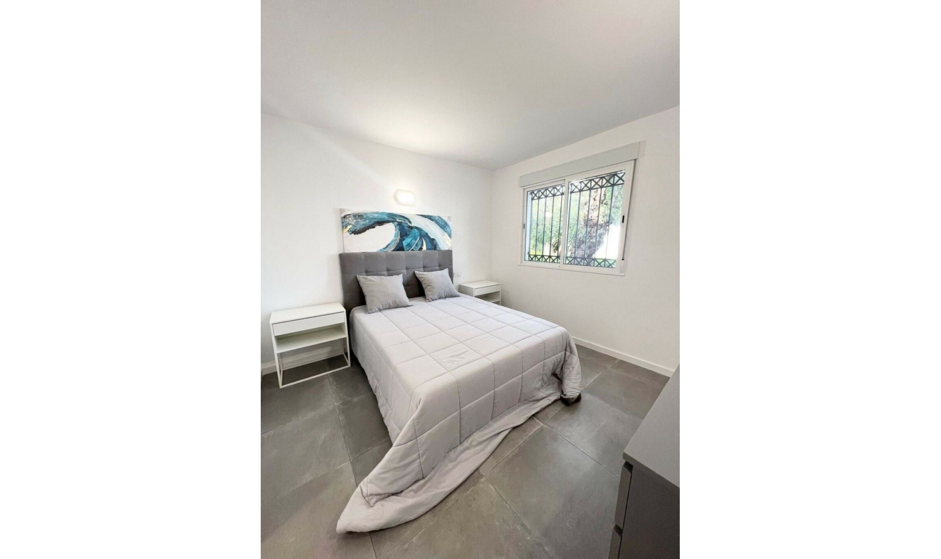 Resale - Apartment -
Costalita