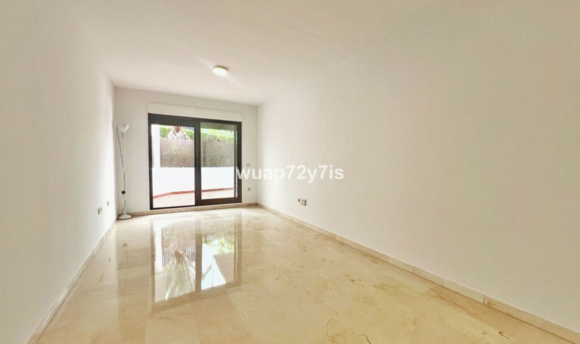 Resale - Apartment -
Costalita