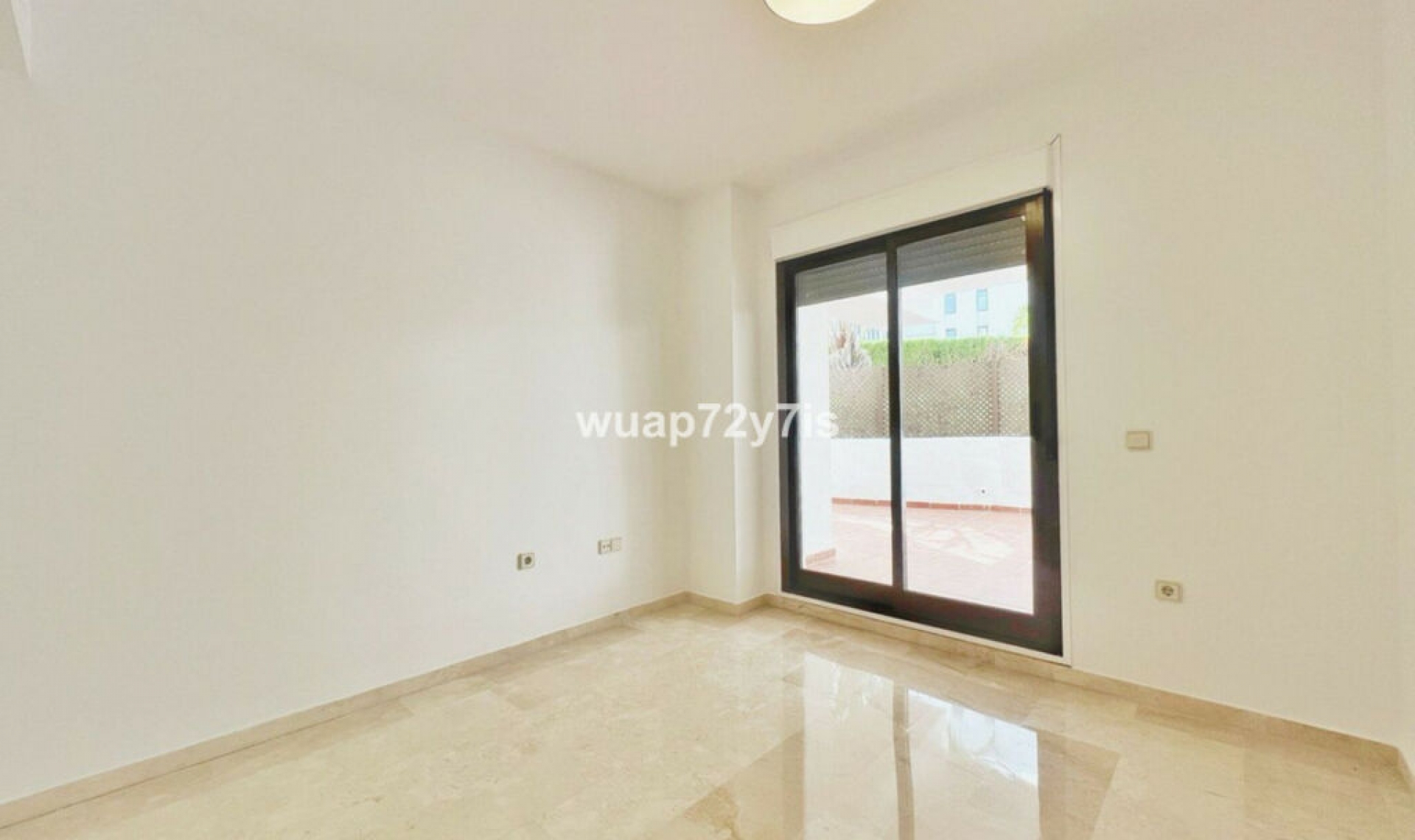 Resale - Apartment -
Costalita