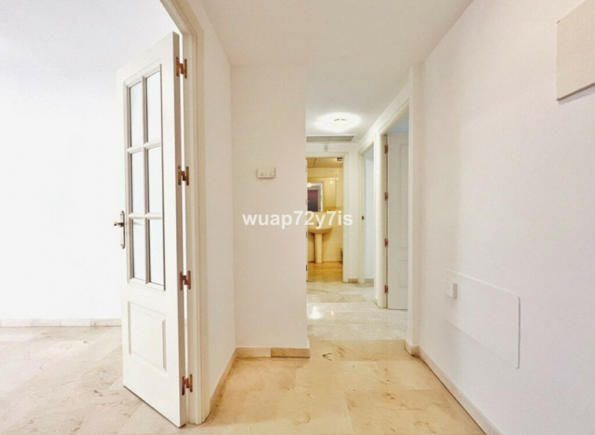 Resale - Apartment -
Costalita