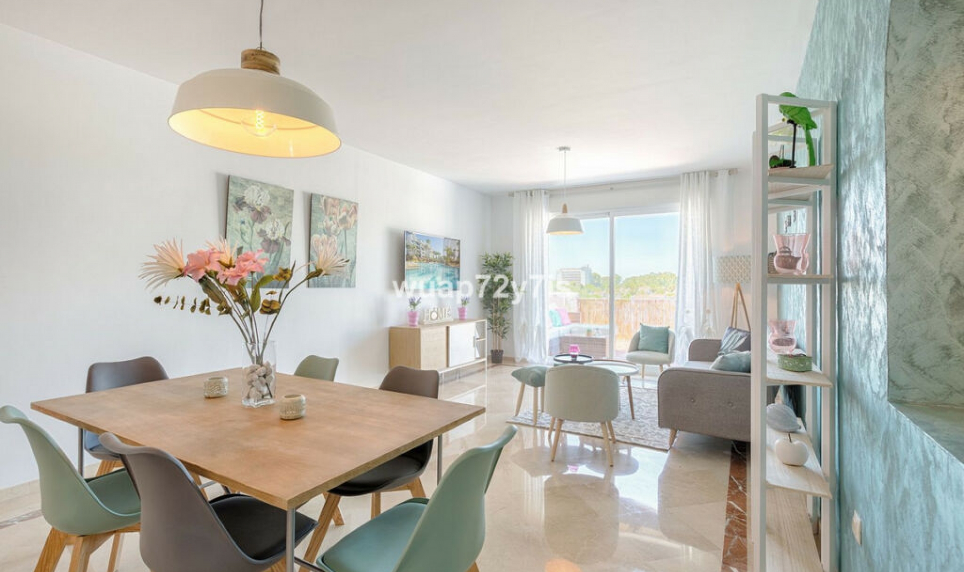 Resale - Apartment -
Costalita