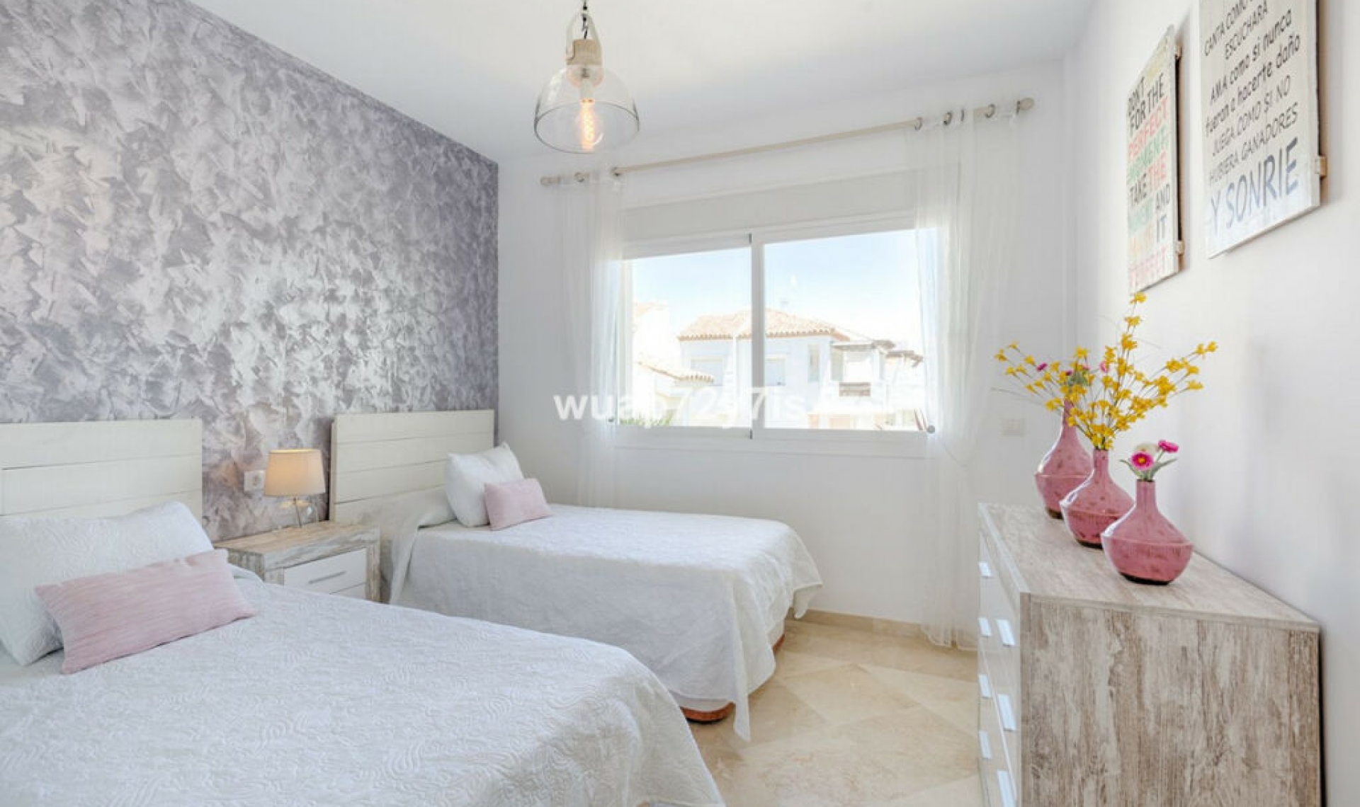 Resale - Apartment -
Costalita