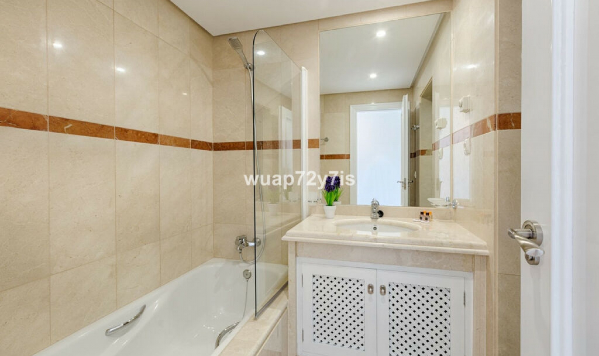 Resale - Apartment -
Costalita