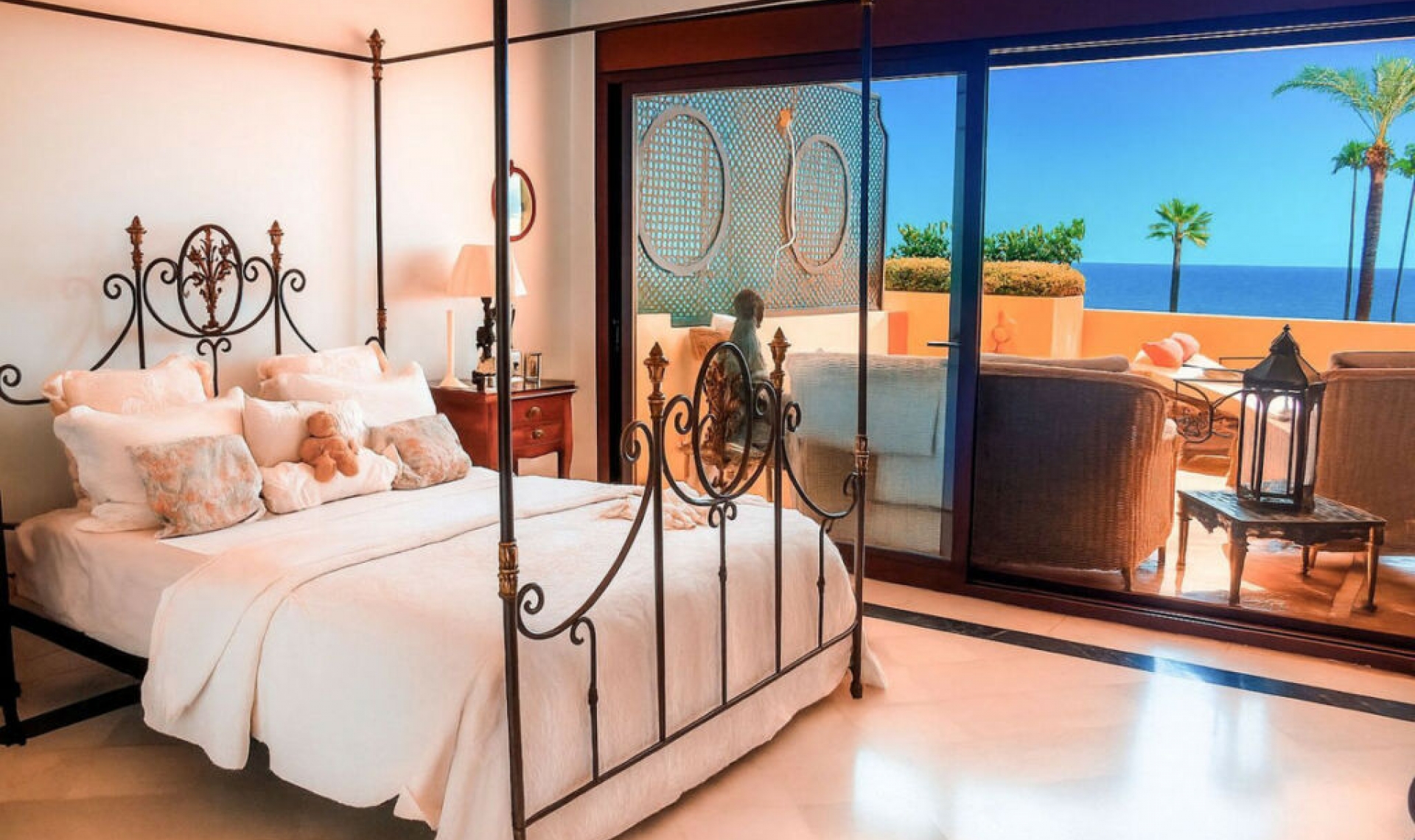 Resale - Apartment -
Costalita