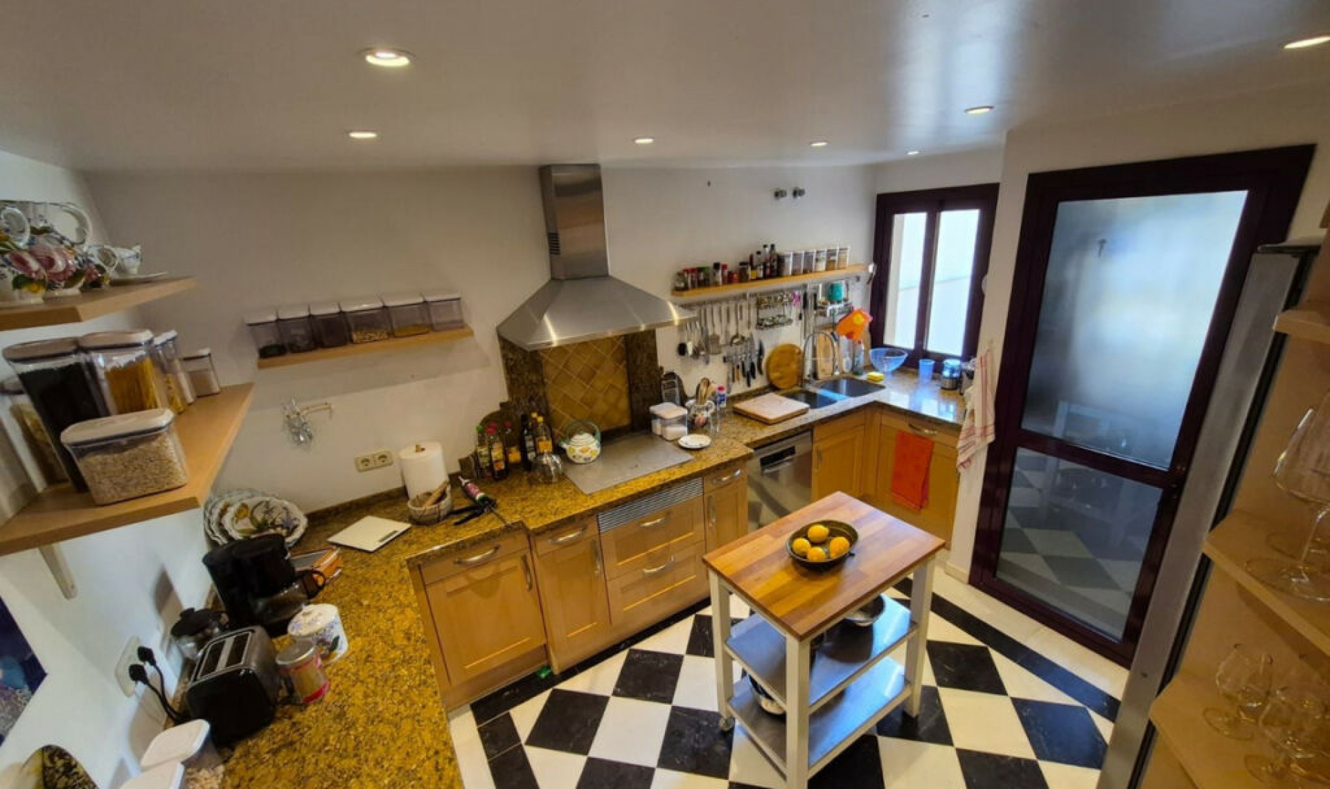 Resale - Apartment -
Costalita