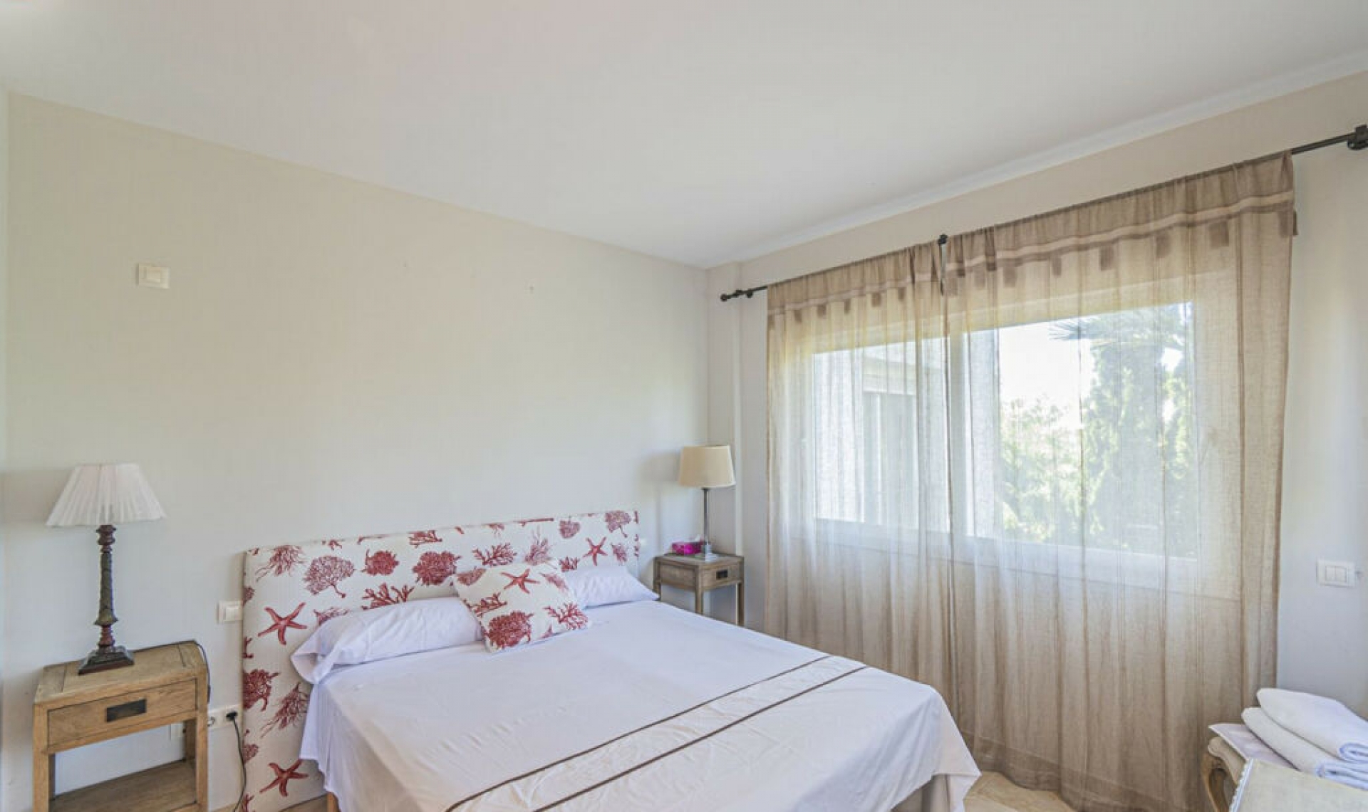 Resale - Apartment -
Costalita